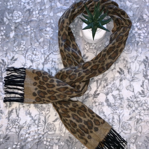 🐆 V.Fraas Cashmink Scarf/Wrap - Picture 4 of 5